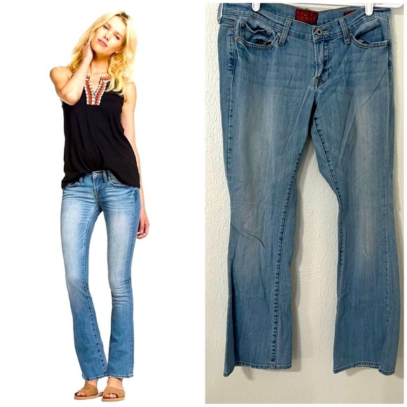 Lucky Brand Women’s Charlie Baby Boot Jean Embroidered Back Pockets Size 10/30 R - Picture 1 of 10